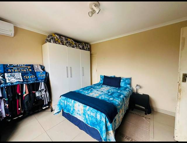 2 BEDROOM APARTMENT FOR SALE IN MONTCLAIR